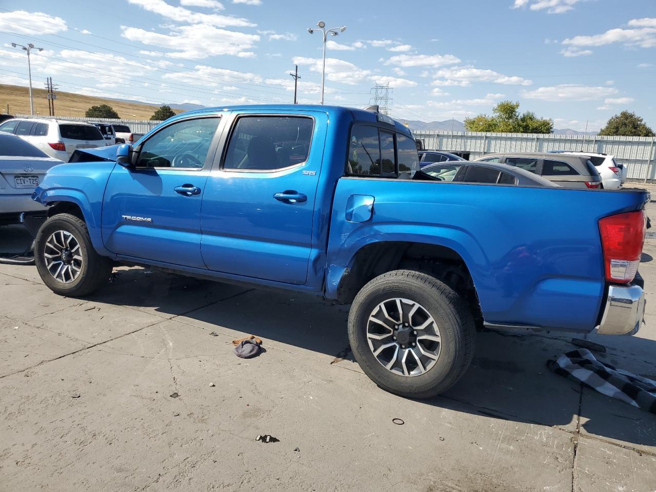 Lot #2996079375 2016 TOYOTA TACOMA DOU