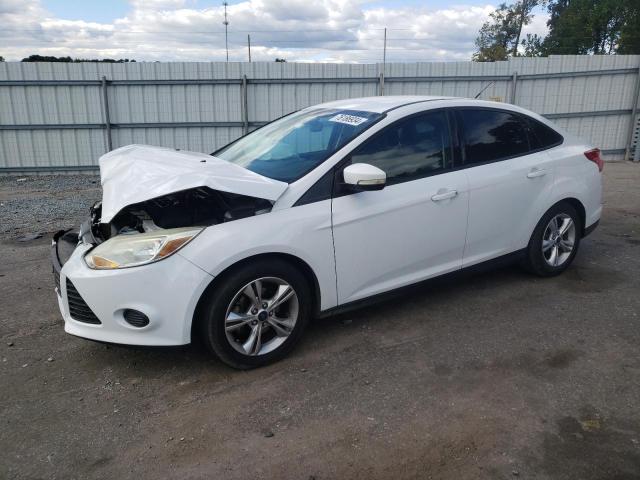 VIN 1FADP3F29EL288507 2014 Ford Focus, SE no.1