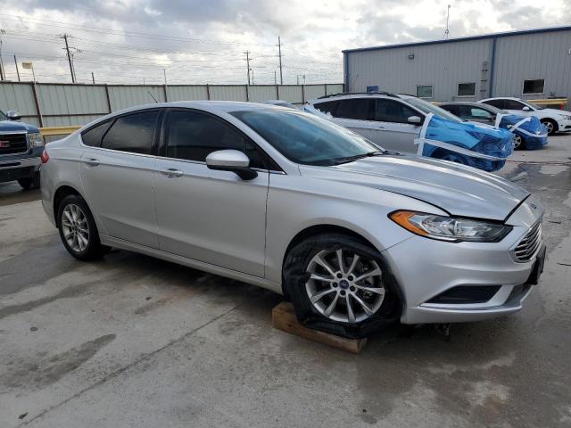 VIN 3FA6P0H7XHR373152 2017 Ford Fusion, SE no.4