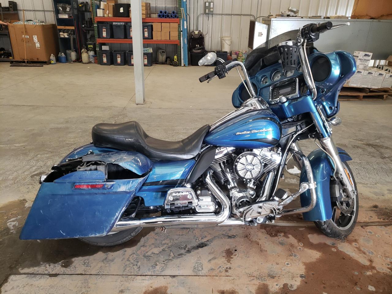 Harley Davidson Street Glide 2014 FLHX103