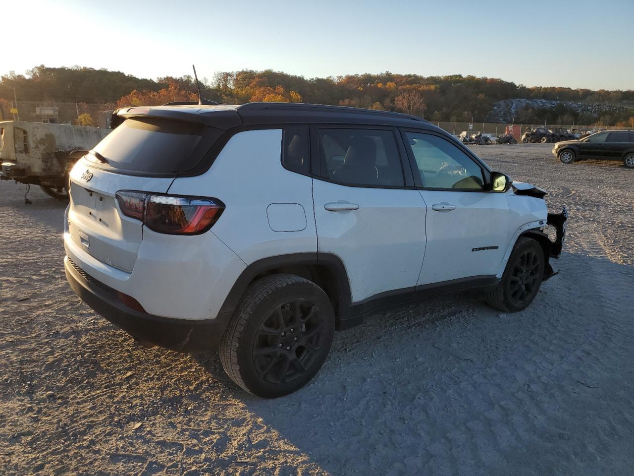 Lot #2989237739 2022 JEEP COMPASS LA