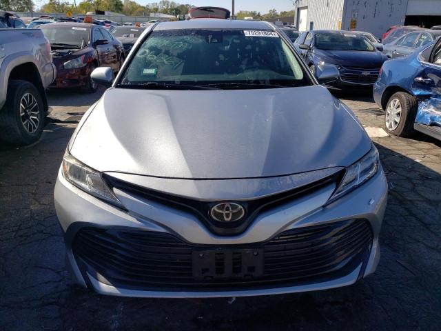 VIN 4T1B11HK9KU849715 2019 Toyota Camry, L no.5