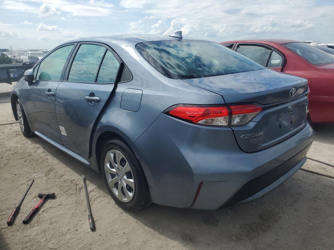 Lot #2979122975 2022 TOYOTA COROLLA LE