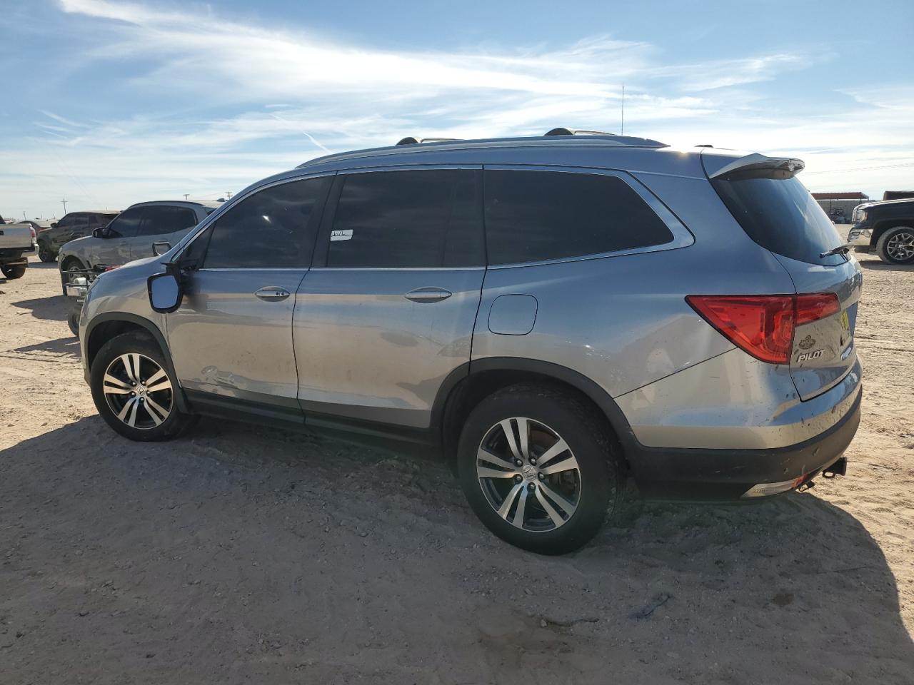 Lot #3021131213 2018 HONDA PILOT EXL