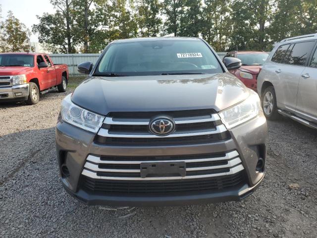 VIN 5TDBZRFH7JS886266 2018 Toyota Highlander, LE no.5