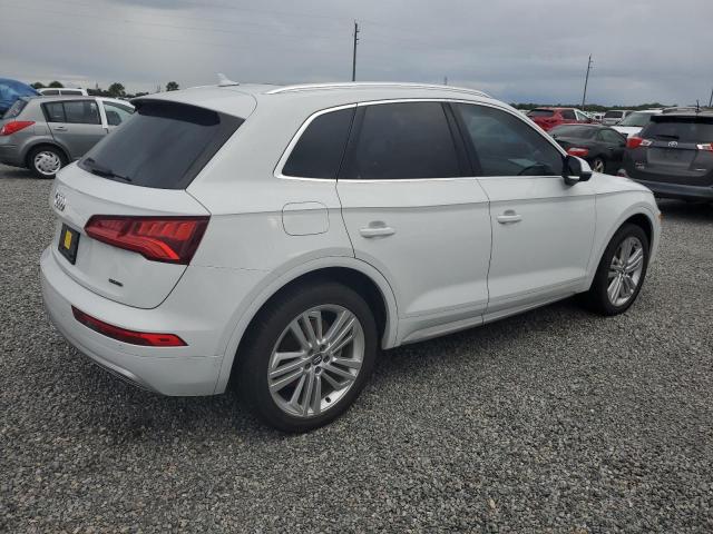 VIN WA1BNAFY5K2101047 2019 Audi Q5, Premium Plus no.3