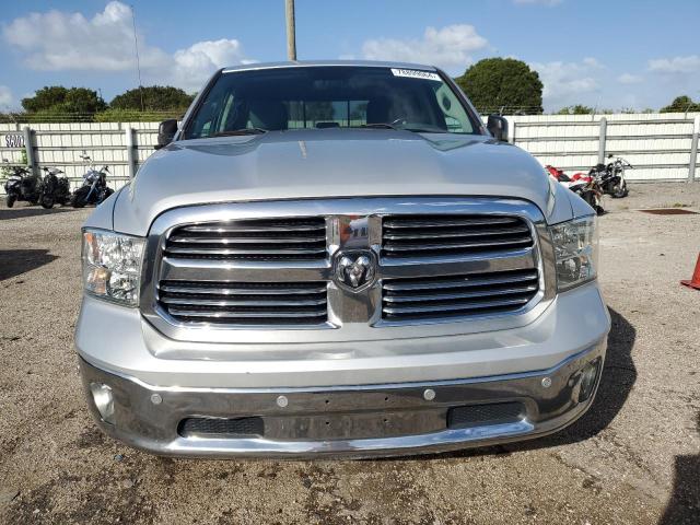 VIN 1C6RR6GG5JS229676 2018 RAM 1500, Slt no.5