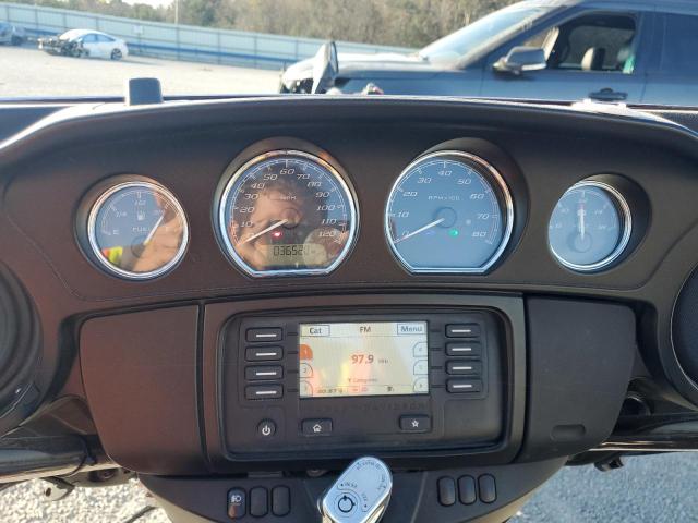 2015 HARLEY-DAVIDSON FLHTCUL UL 1HD1KDM15FB632965