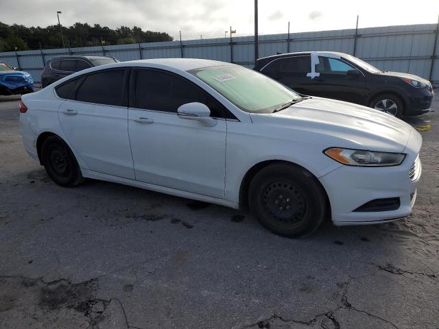 VIN 1FA6P0HD0F5125336 2015 Ford Fusion, SE no.4