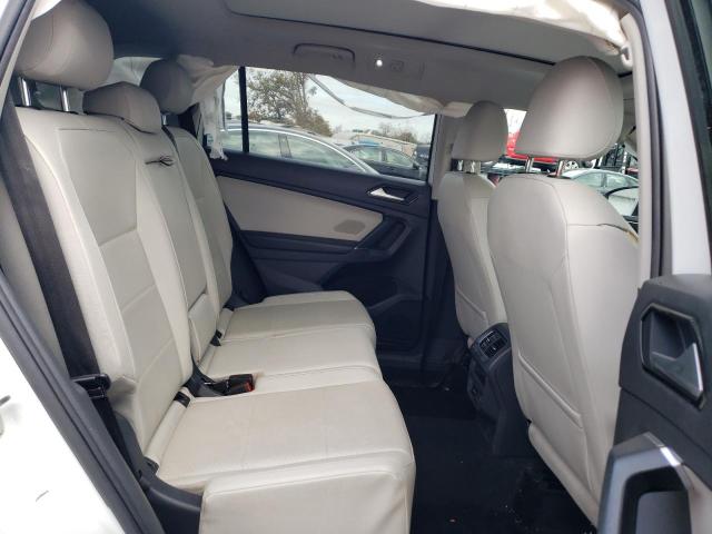 2018 VOLKSWAGEN TIGUAN SE - 3VV2B7AX8JM022271