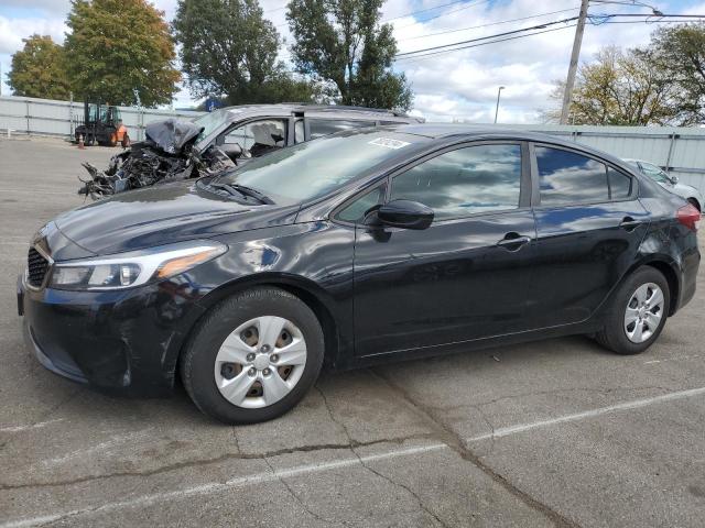 VIN 3KPFL4A71HE105508 2017 KIA Forte, LX no.1