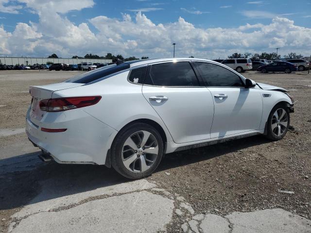 VIN 5XXGT4L34KG328798 2019 KIA Optima, LX no.3