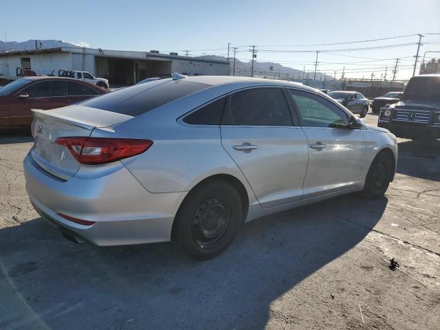 VIN 5NPE24AF1HH556231 2017 Hyundai Sonata, SE no.3