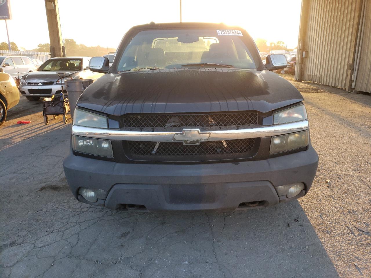 Lot #2895092621 2003 CHEVROLET AVALANCHE