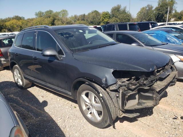 VIN WVGEP9BP0DD006701 2013 Volkswagen Touareg, V6 Tdi no.4