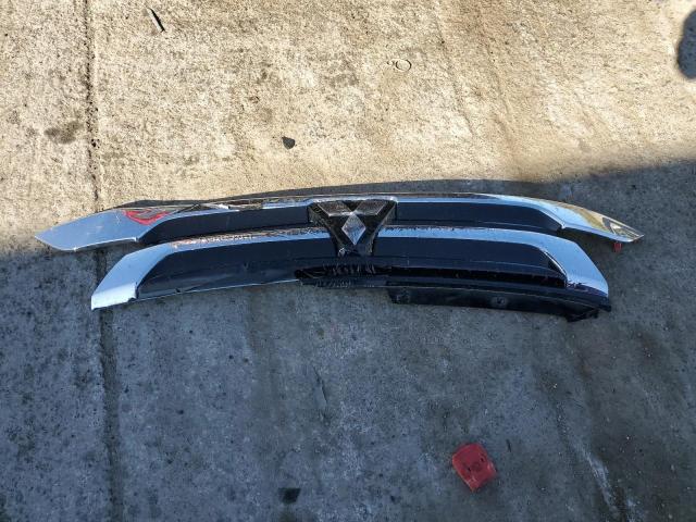 2018 MITSUBISHI OUTLANDER - JA4AZ3A33JZ025888
