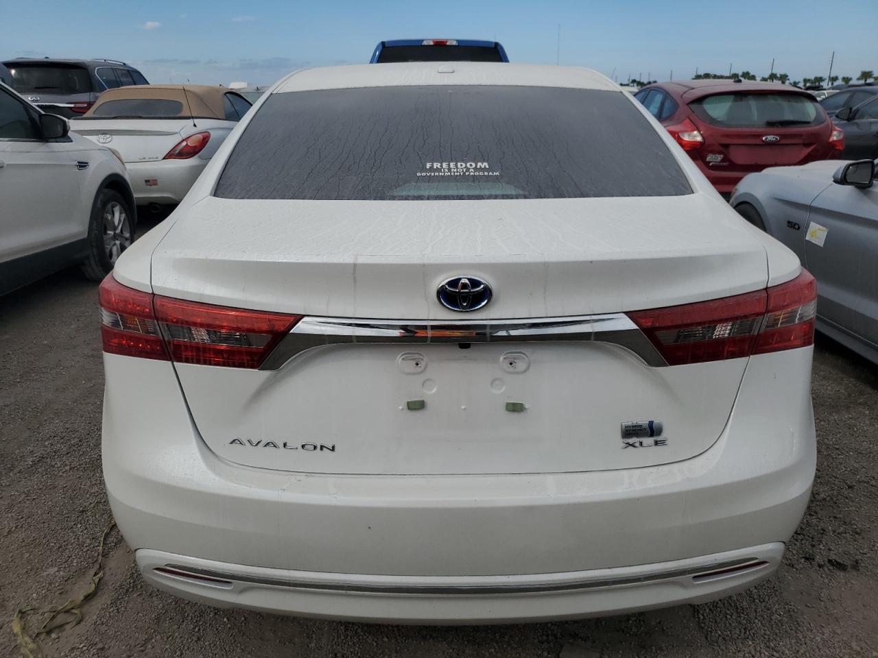 Lot #2989157821 2017 TOYOTA AVALON HYB