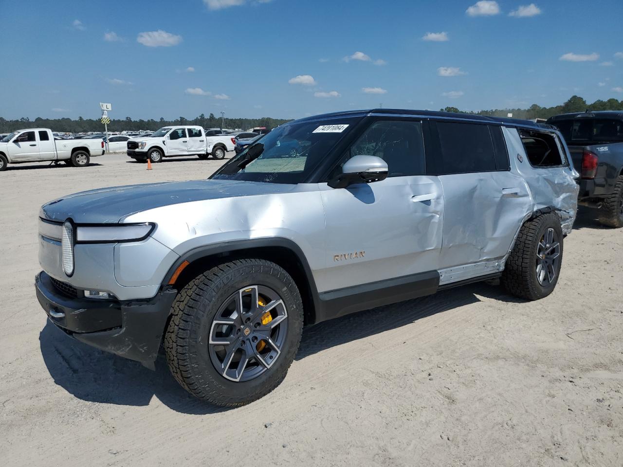 Rivian R1S 2024 Adventure