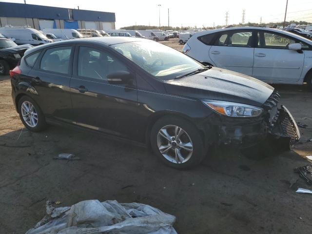 VIN 1FADP3K21FL381450 2015 Ford Focus, SE no.4