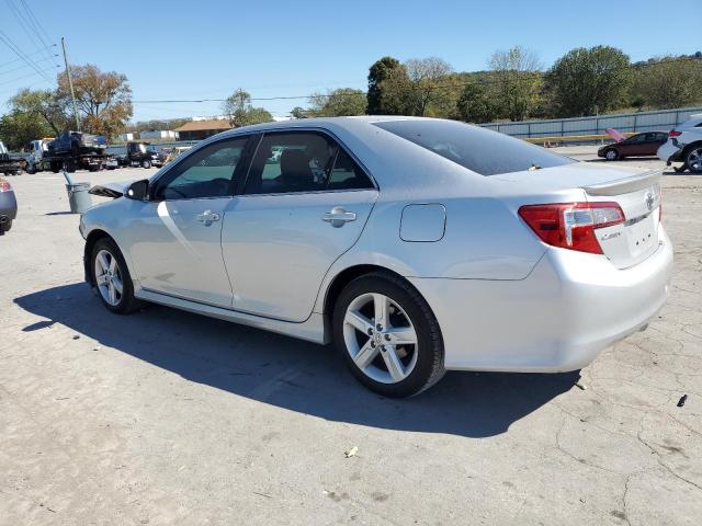 VIN 4T1BF1FK4EU427084 2014 Toyota Camry, L no.2