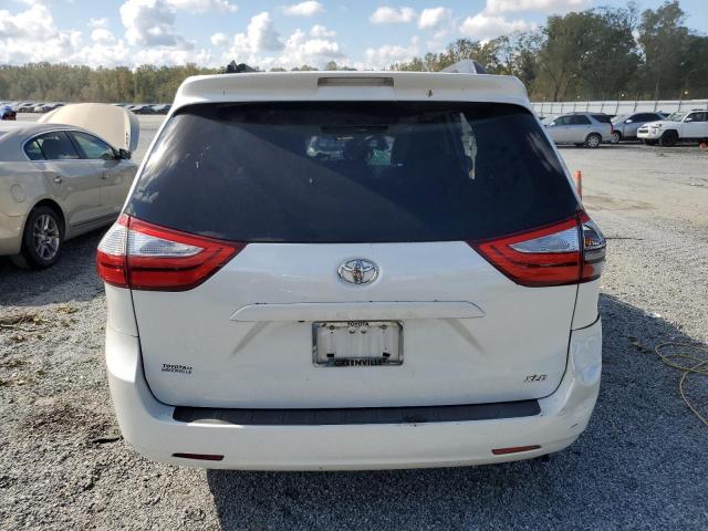 2015 TOYOTA SIENNA XLE - 5TDYK3DC4FS601646