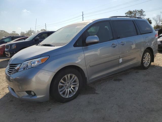 VIN 5TDYK3DC5ES436513 2014 Toyota Sienna, Xle no.1