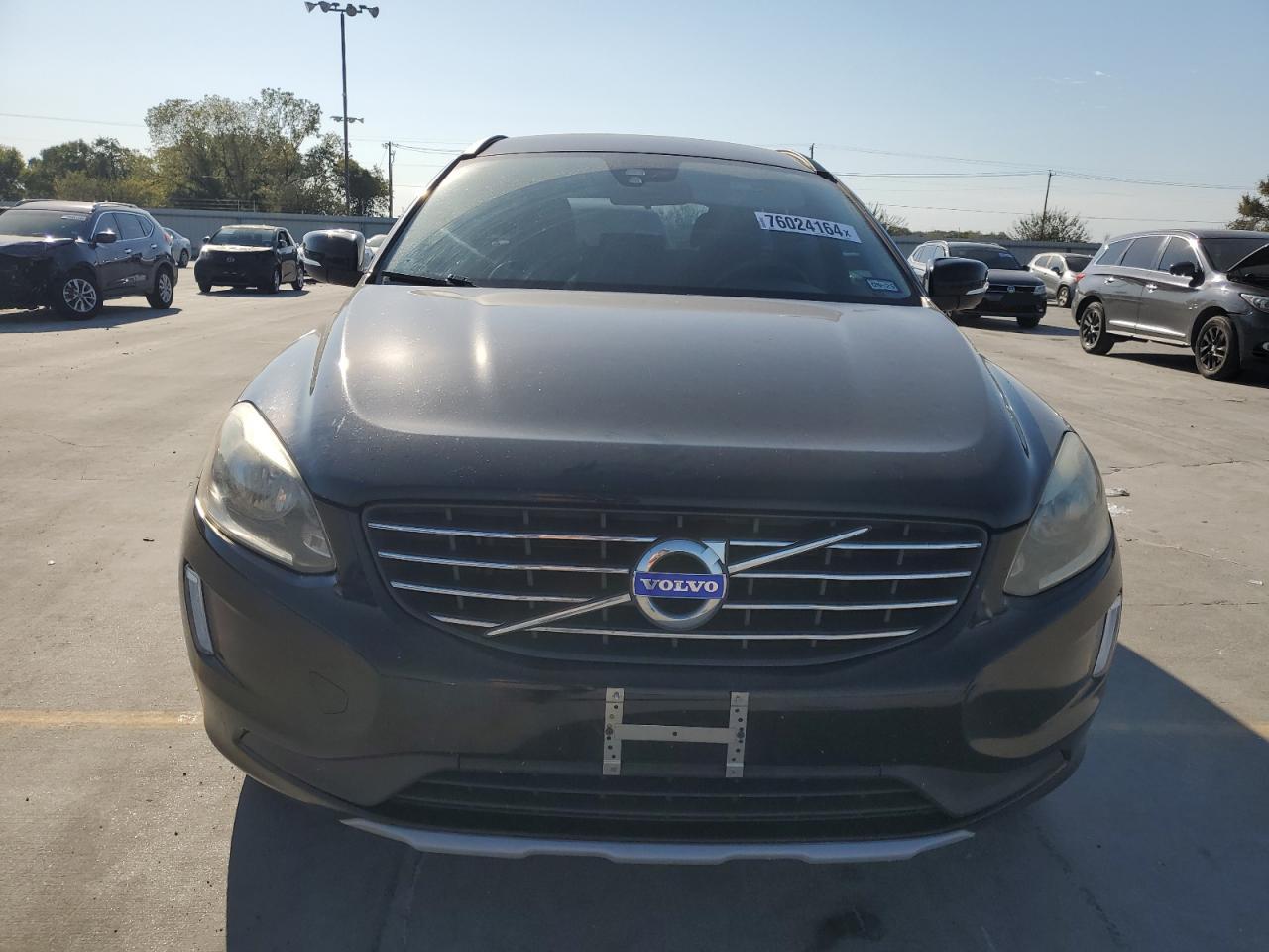 Lot #2977056751 2016 VOLVO XC60 T5