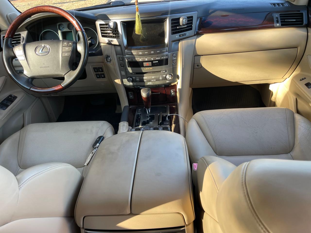 Lot #2923076073 2011 LEXUS LX 570