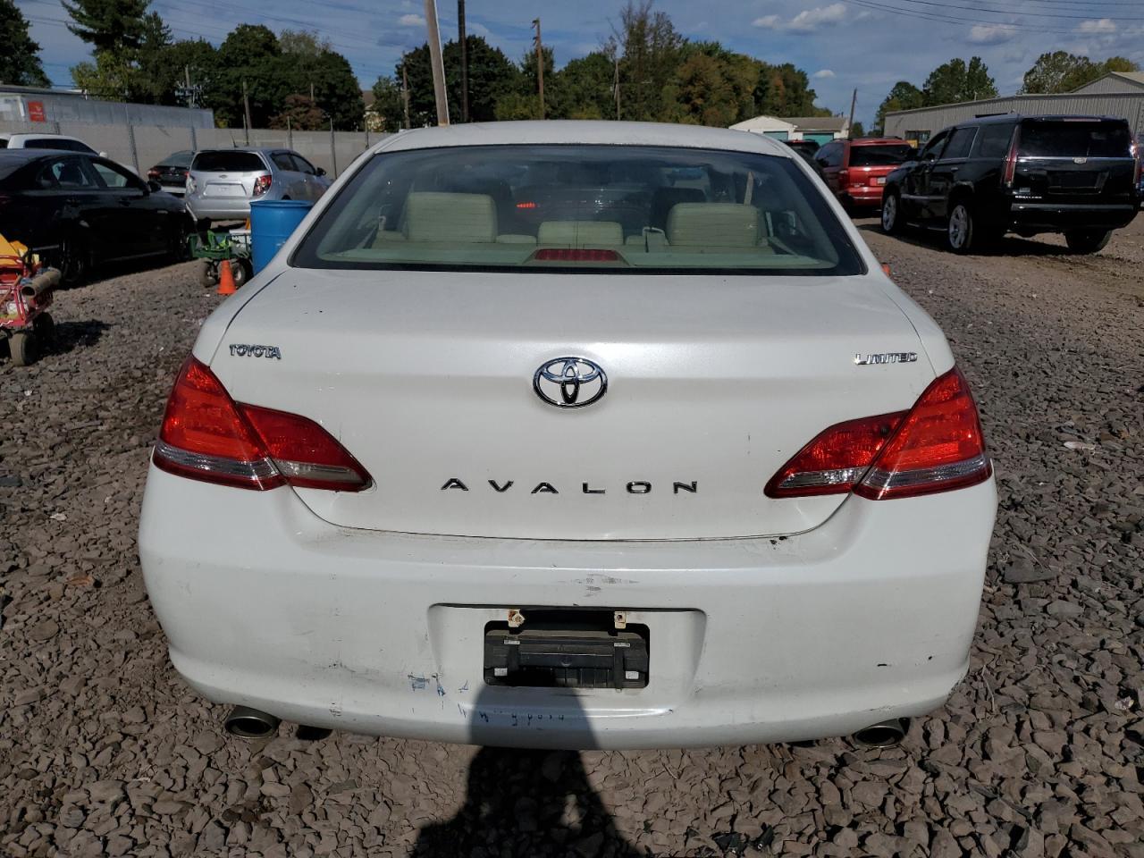 Lot #2935992781 2007 TOYOTA AVALON XL