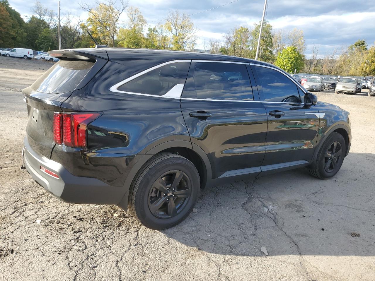 Lot #2994088378 2021 KIA SORENTO LX