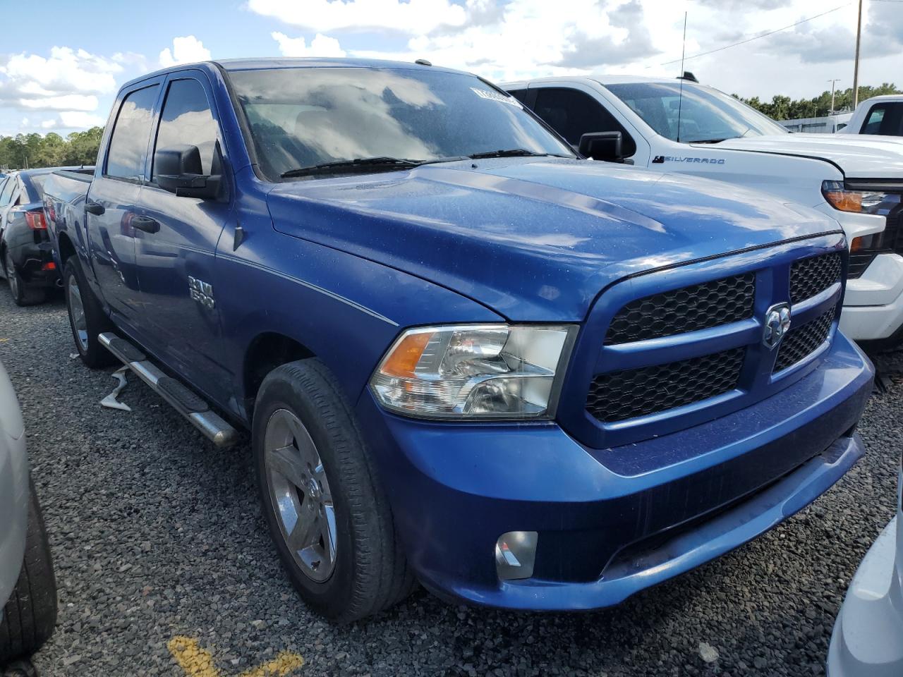 Lot #2955326476 2018 RAM 1500 ST