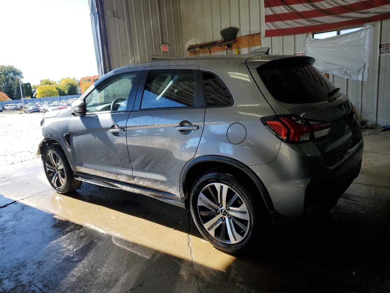 Lot #2965521925 2023 MITSUBISHI OUTLANDER