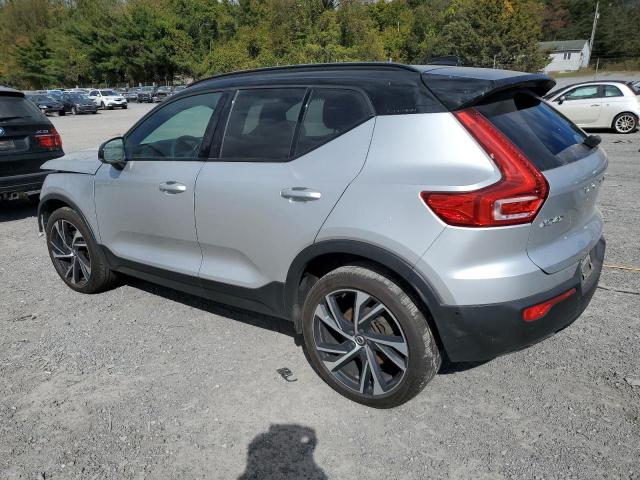 VIN YV4162UM5K2141629 2019 Volvo XC40, T5 R-Design no.2