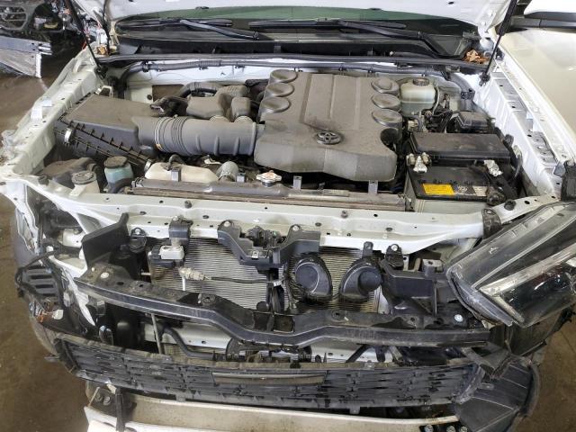 2020 TOYOTA 4RUNNER SR - JTEBU5JR6L5770648