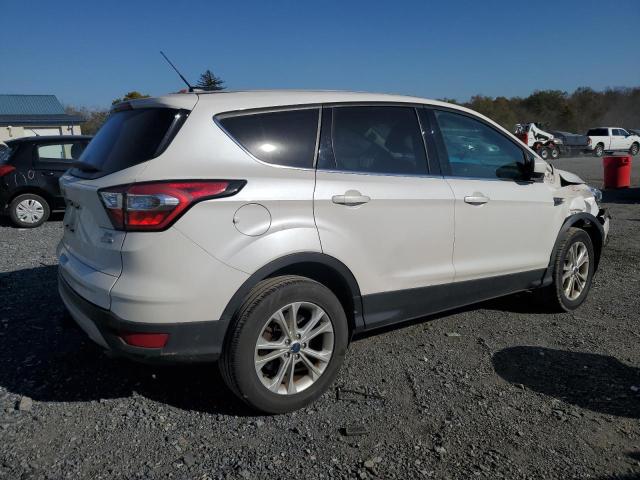 Vin: 1fmcu9g93hud81076, lot: 77456684, ford escape se 20173