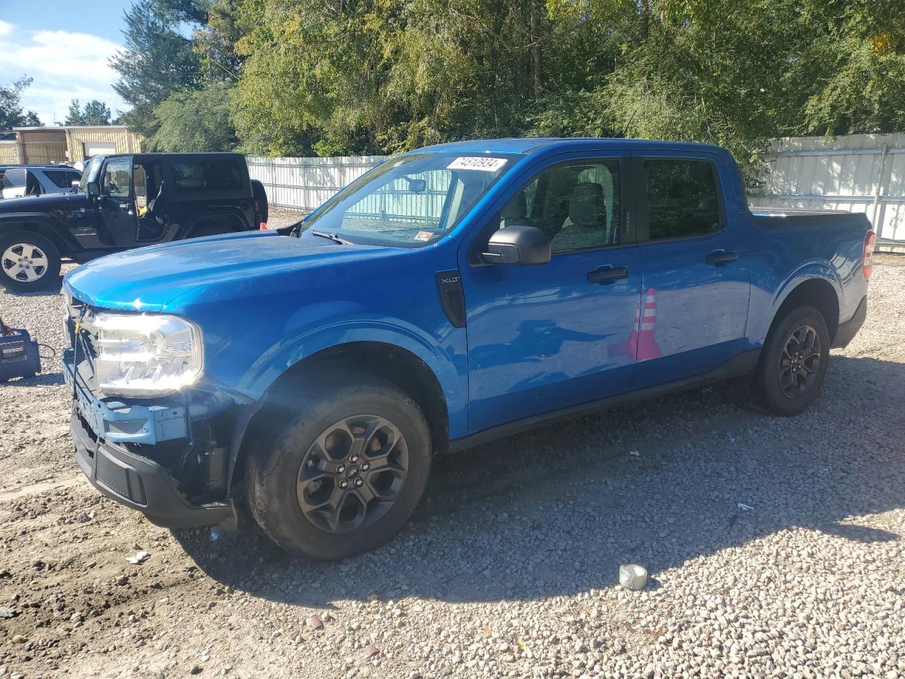  Salvage Ford Maverick