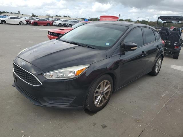 VIN 1FADP3KE0FL273637 2015 Ford Focus, SE no.1