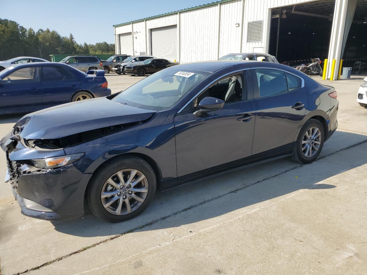 Lot #2918960605 2020 MAZDA 3