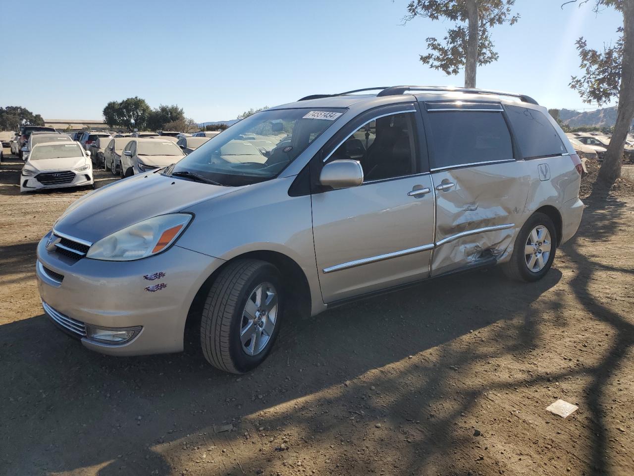 Toyota Sienna 2004 XLE