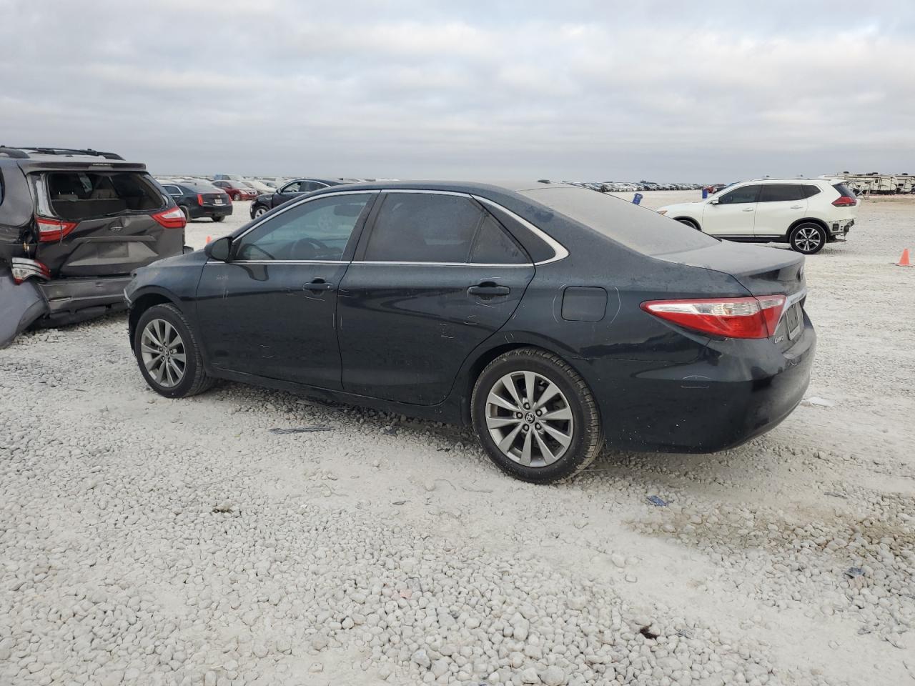 Lot #2982356149 2015 TOYOTA CAMRY LE