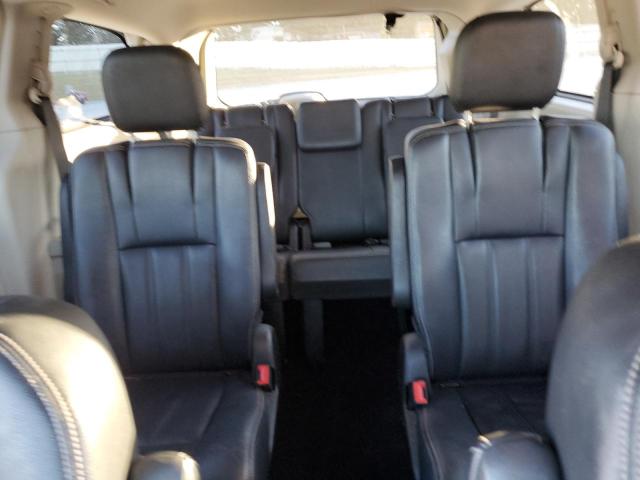 2016 CHRYSLER TOWN & COU - 2C4RC1BGXGR286406