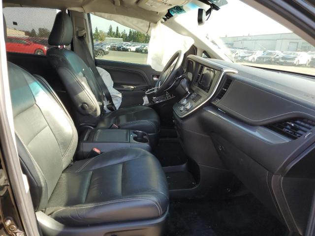 2017 TOYOTA SIENNA SE 5TDXZ3DC8HS822287