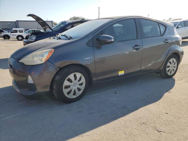 Vin: jtdkdtb37d1529693, lot: 74978794, toyota prius 20131