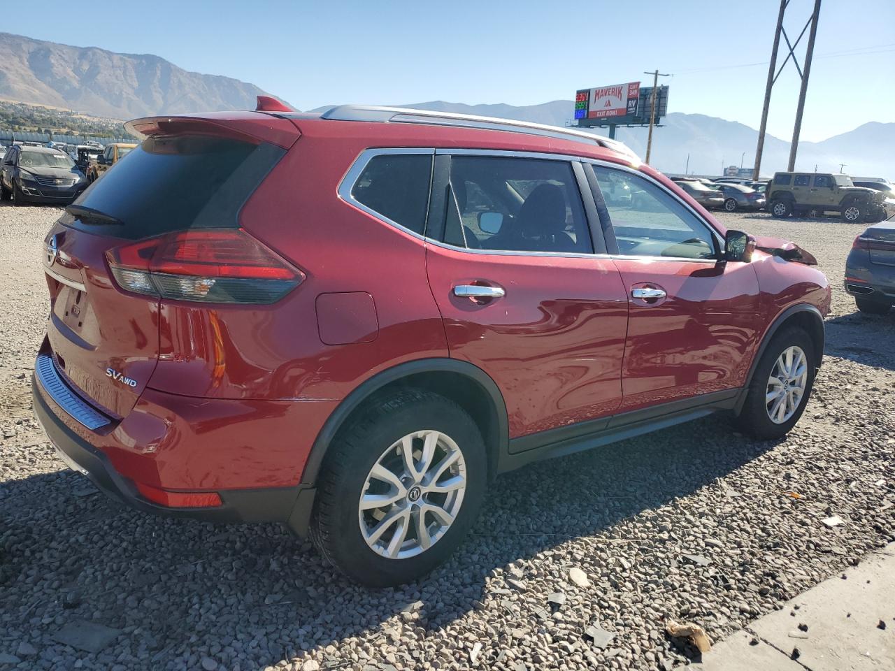 Lot #2972042029 2017 NISSAN ROGUE