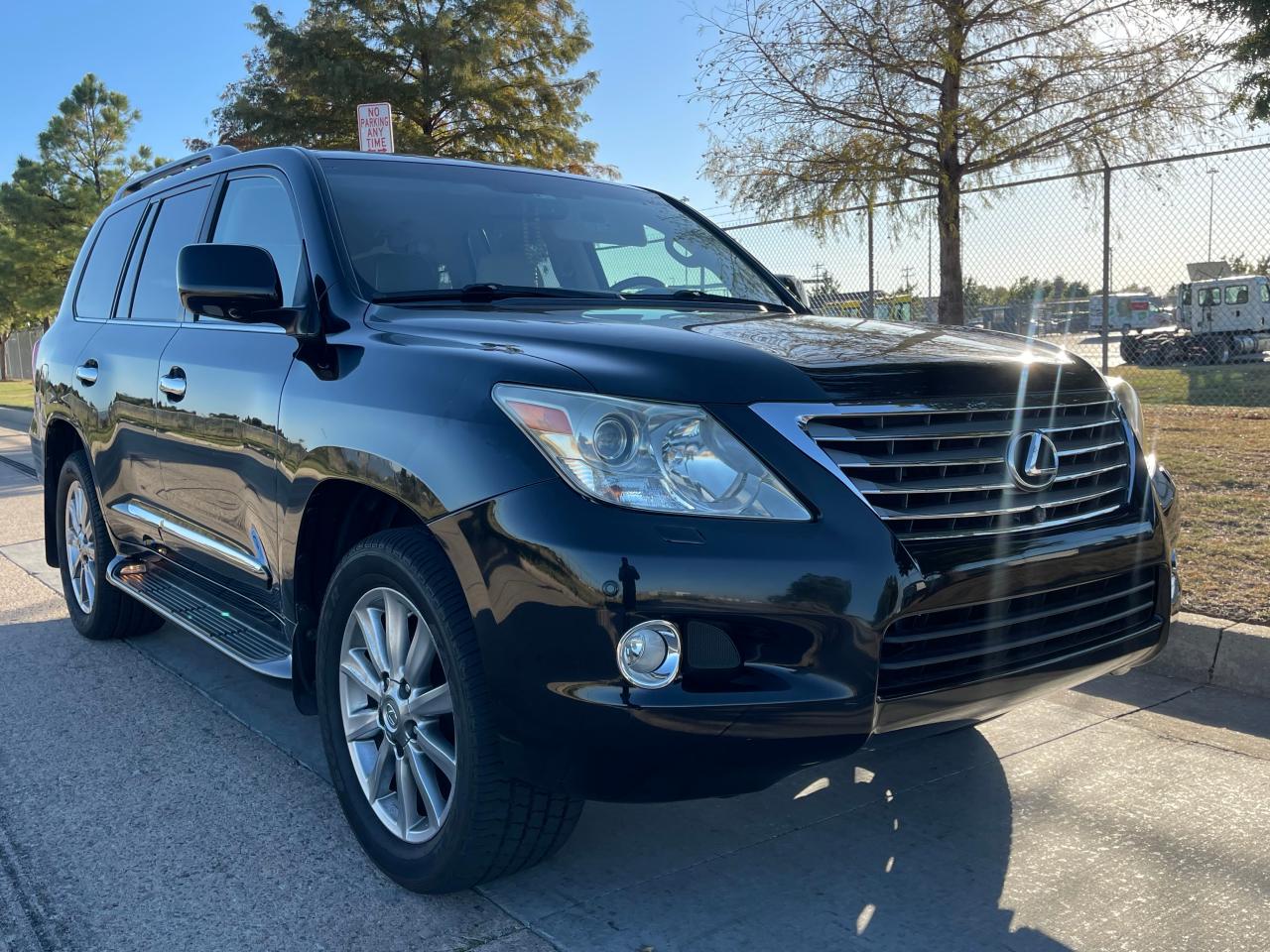 Lot #2923076073 2011 LEXUS LX 570