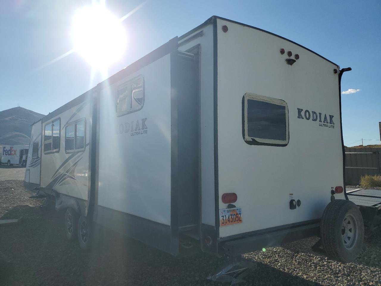 Lot #2998512868 2019 KEYSTONE ULTRALITE