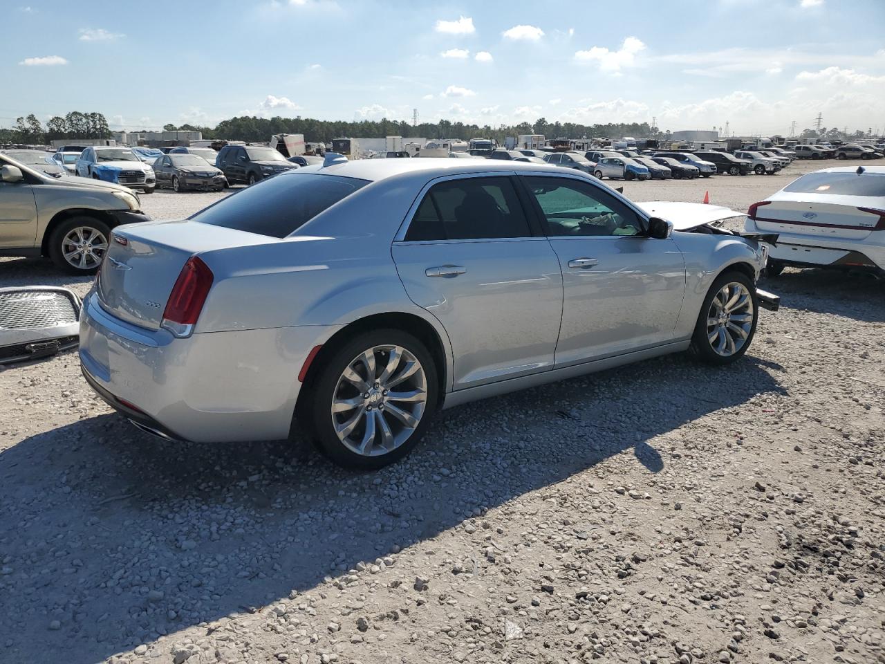 Lot #2957632124 2020 CHRYSLER 300 TOURIN