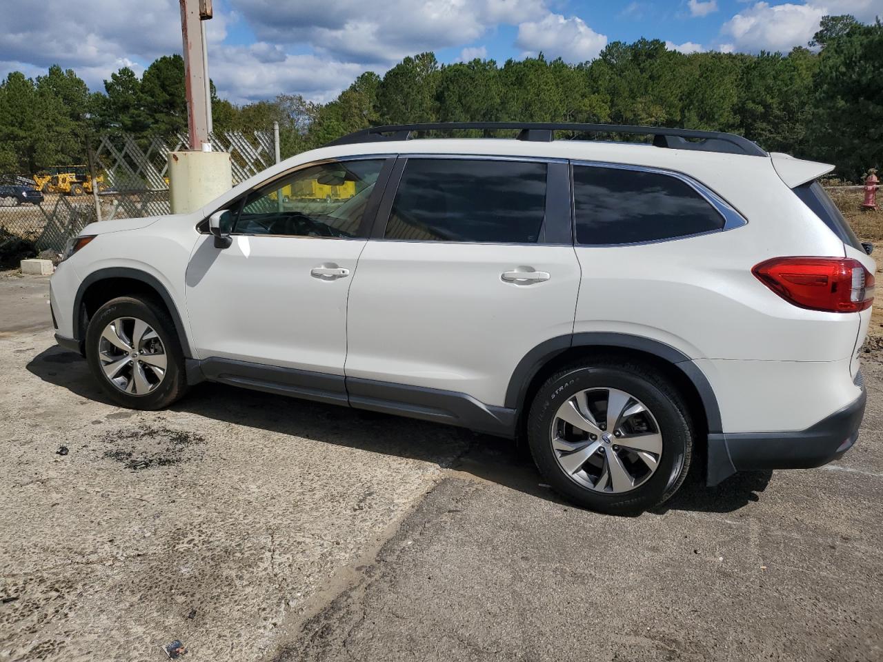 Lot #3004149984 2019 SUBARU ASCENT PRE