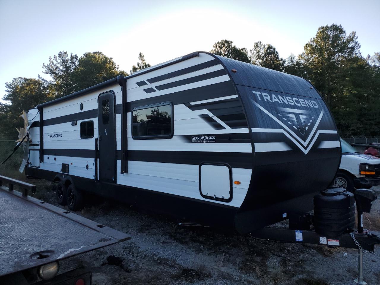 Grand Design Recreational Transcend 2025 Narrow Body