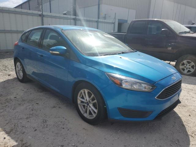 VIN 1FADP3K27FL307319 2015 Ford Focus, SE no.4